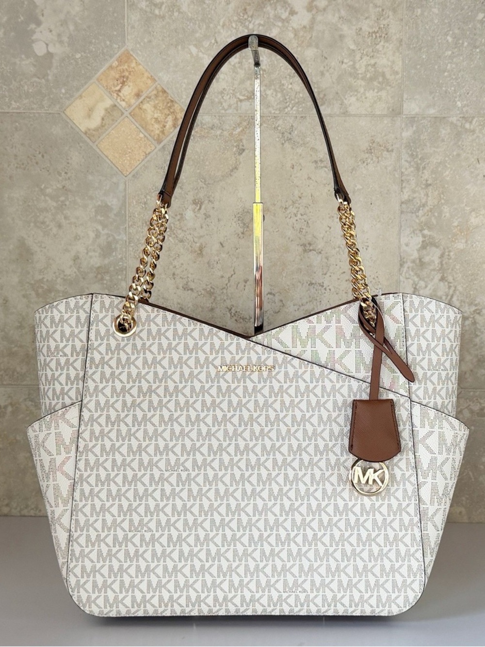 New Michael Kors Vanilla Logo Chain-Handle Tote - Picture 2 of 6